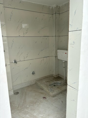 Bathroom in 2 BHK Builder Floor at Sector 7 – for Rent