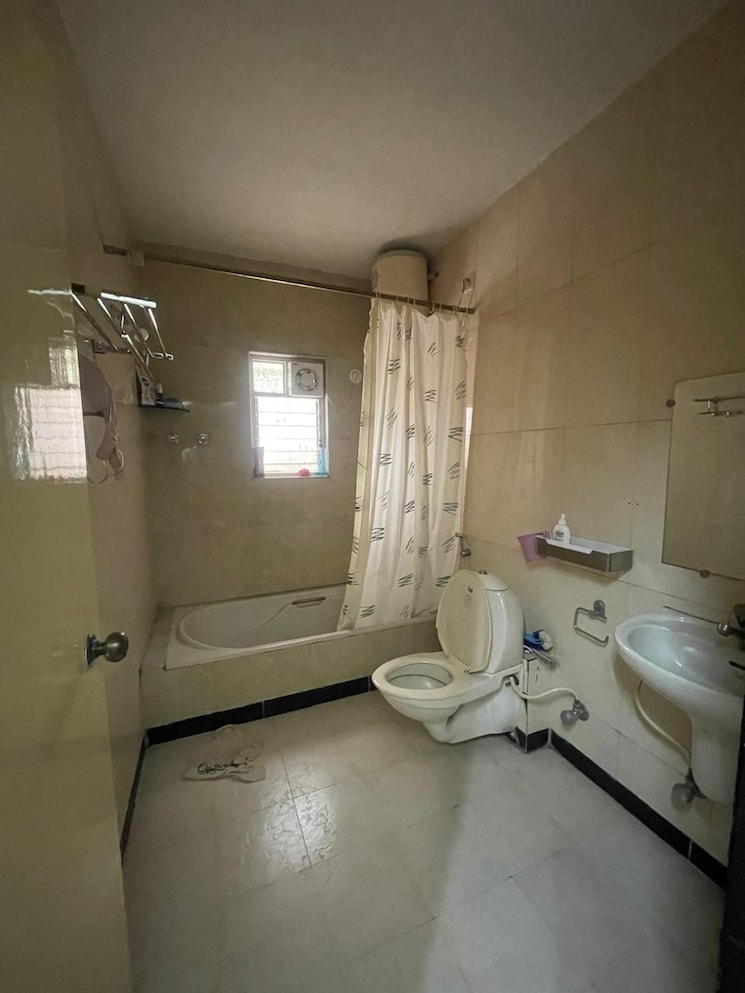 Bathroom, runwal-spring-park 3 Bedroom 1500 Sq.Ft. Apartment In Baner Pune 9053419