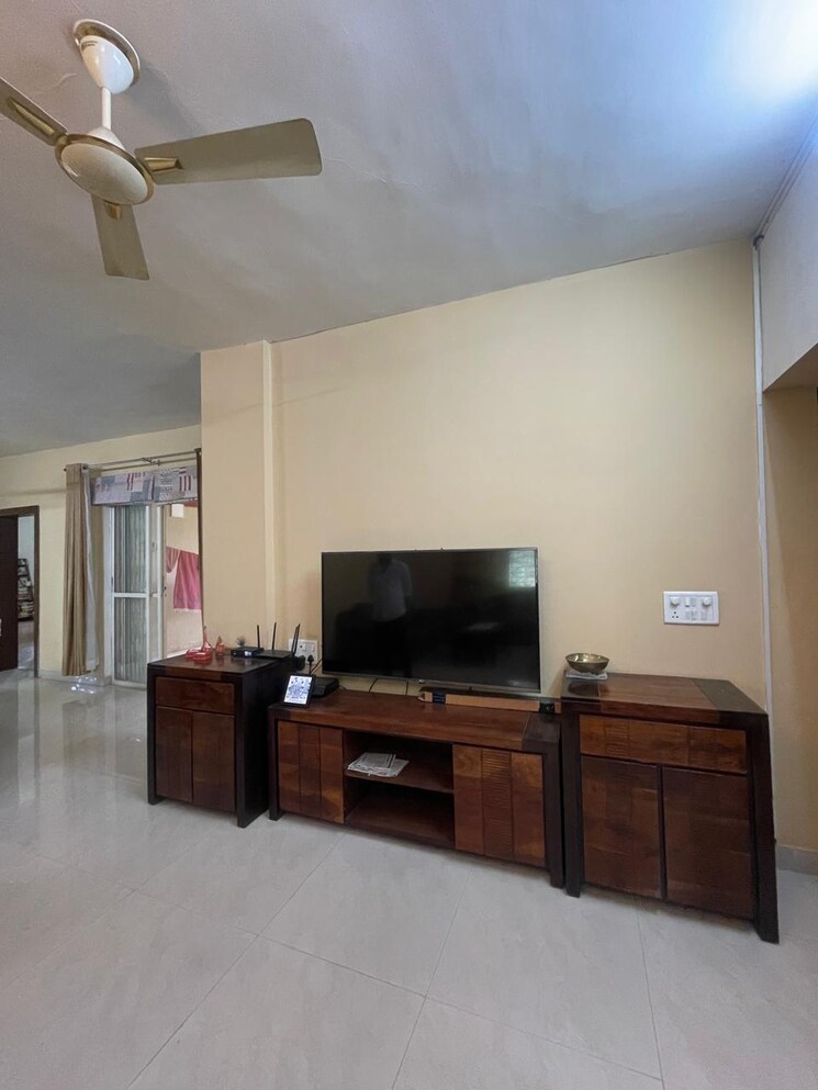 Living Room, runwal-spring-park 3 Bedroom 1500 Sq.Ft. Apartment In Baner Pune 9053419