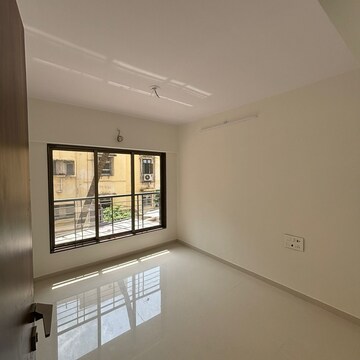 Room in 2 BHK Apartment at Raymond Ten X Habitat, Swastik Garden – for Rent