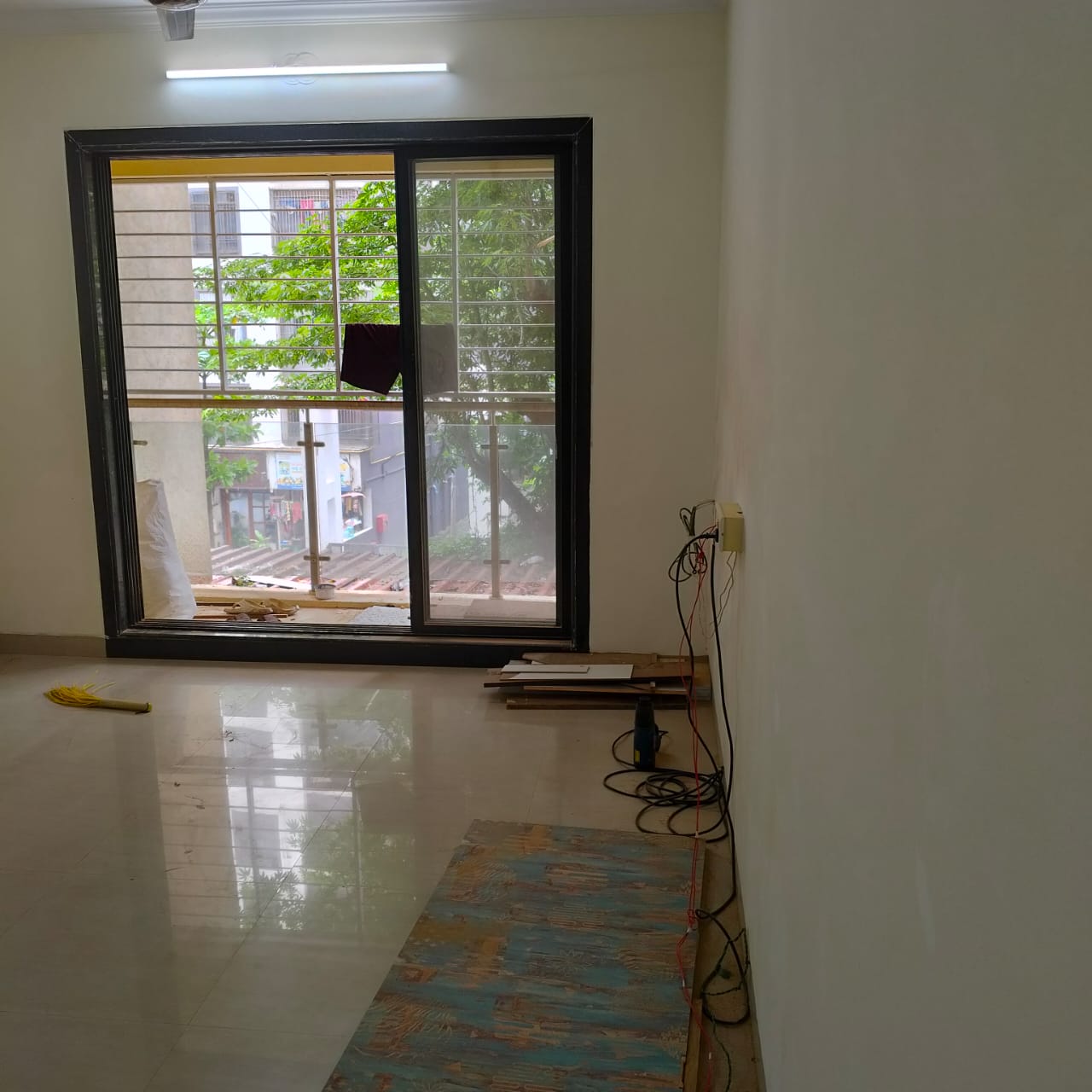 2.5 BHK Apartment For Rent in Tilak Nagar Building