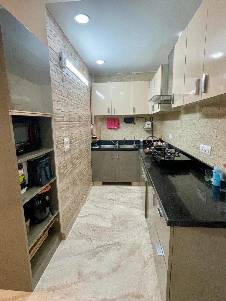 Kitchen, lajpat nagar 4 2 Bedroom 900 Sq.Ft. Builder Floor In Lajpat Nagar 4 Delhi 9053465