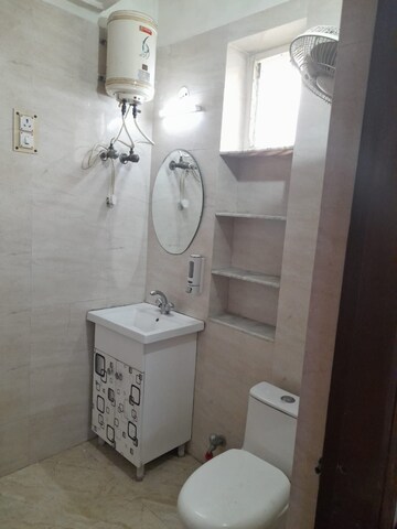 Bathroom in 2 BHK Apartment at Rasulpur – for Rent