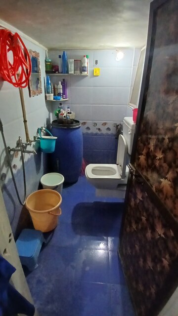 Team Area in 1 BHK Apartment at Metropolis Rivera, Kasarvadavali – for Sale