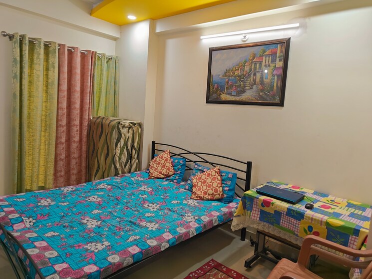 Bedroom, mahagun-mywoods 2.5 Bedroom 1110 Sq.Ft. Apartment In Sector 16c Greater Noida Greater Noida 9053487