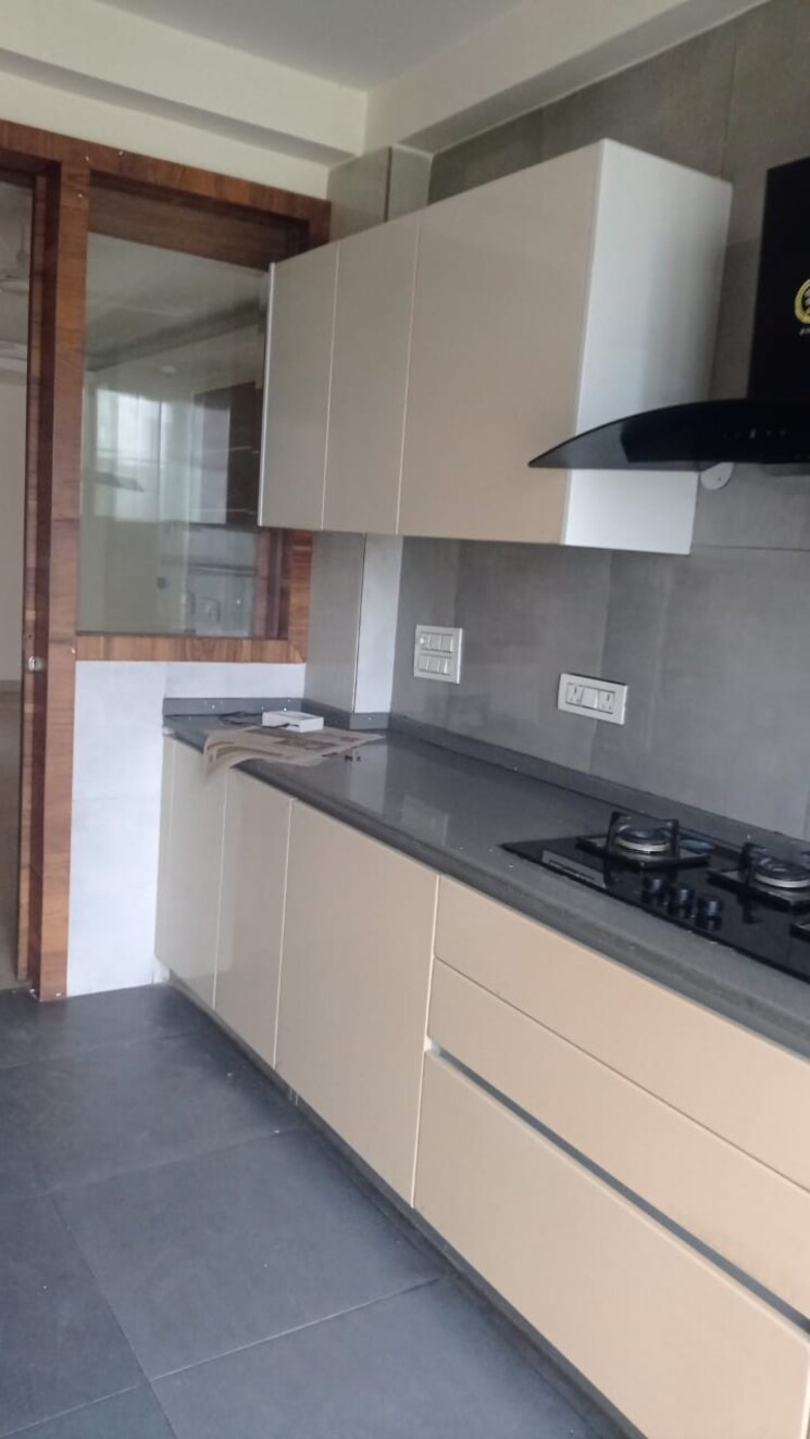 Kitchen, huda-cghs 4 Bedroom 300 Sq.Yd. Builder Floor In Sector 56 Gurgaon 9053495