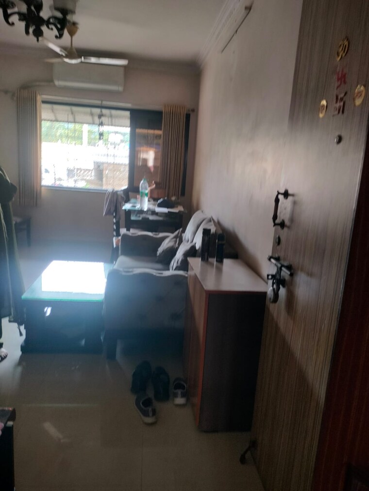 Living Room, bhakti-park-anand-nagar 1 Bedroom 450 Sq.Ft. Apartment In Anand Nagar Thane 9053489