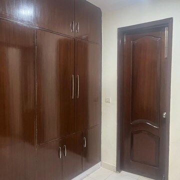 Furnished Amenities in 3 BHK Independent House at RWA Apartments Sector 51, Kendriya Vihar – for Rent