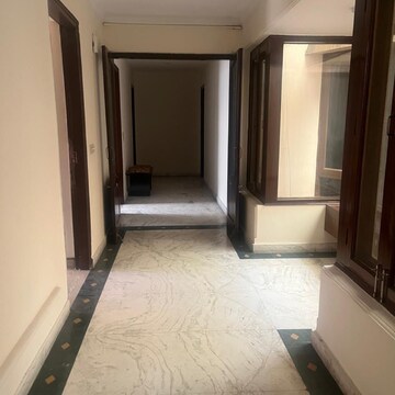 Building Lobby in 3 BHK Independent House at RWA Apartments Sector 51, Kendriya Vihar – for Rent
