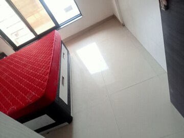 Furnished Amenities in 2 BHK Apartment at Laxmi Paradise, Mira Road – for Rent