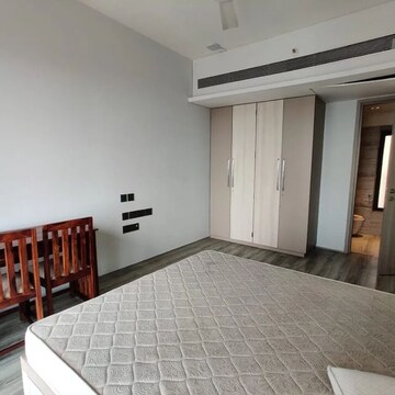 Bedroom in 2 BHK Apartment at Kandivali West – for Sale