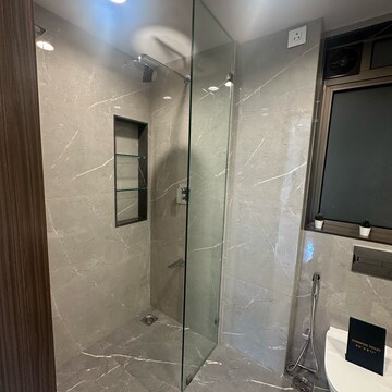 Building Lobby in 3.5 BHK Apartment at Juhu Scheme, Chand Society – for Rent