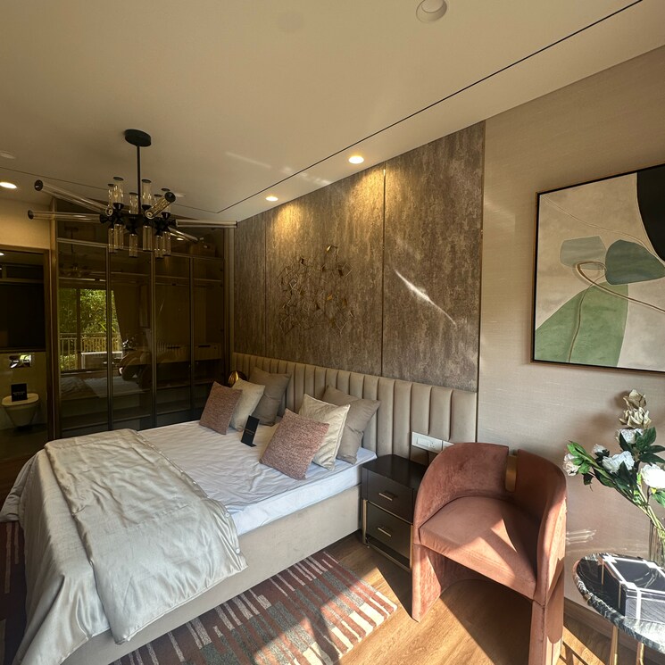 Team Area, juhu-scheme 3.5 Bedroom 2028 Sq.Ft. Apartment In Chand Society Mumbai 9053555