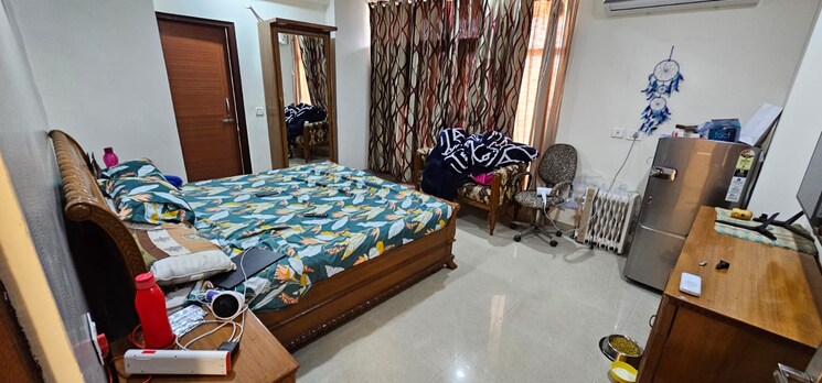 Bedroom, maya-garden-city 3 Bedroom 2200 Sq.Ft. Apartment In Lohgarh Zirakpur 9053548