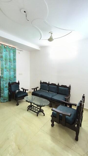 Gym in 2 BHK Builder Floor at Rajouri Garden – for Rent