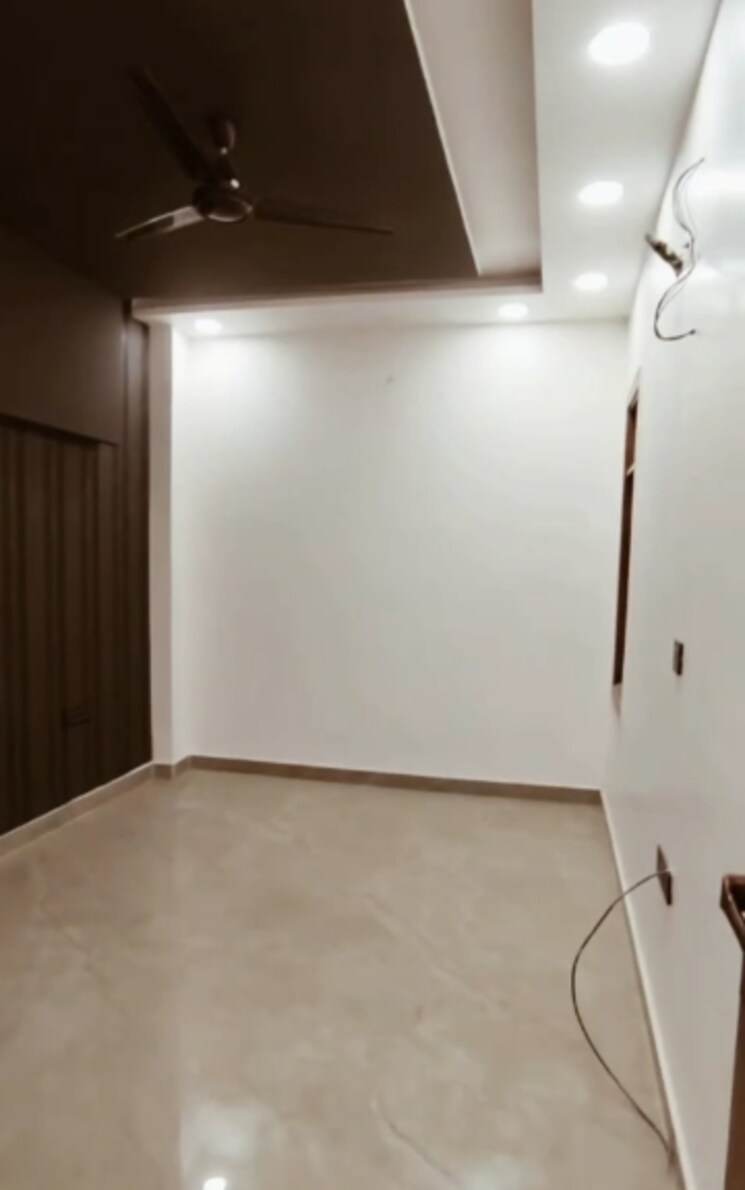 Room, new rajinder nagar 3 Bedroom 1380 Sq.Ft. Builder Floor In New Rajinder Nagar Delhi 9053624