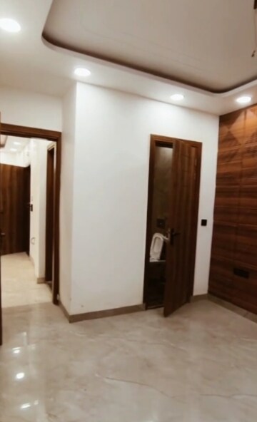 Room in 3 BHK Builder Floor at New Rajinder Nagar – for Rent