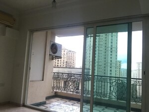 Room in 2 BHK Apartment at Unnathi Woods Phase 3, Ghodbunder Road – for Sale