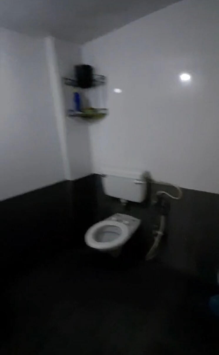 Bathroom, mauli-chs-sion 2 Bedroom 950 Sq.Ft. Apartment In Sion Mumbai 9053621