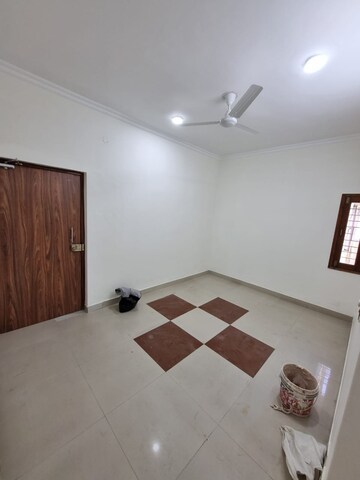 Bedroom in 1 RK Apartment at Vasant Kunj – for Rent