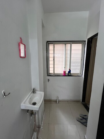 Bathroom in 1 BHK Independent House at Gokhalenagar – for Rent
