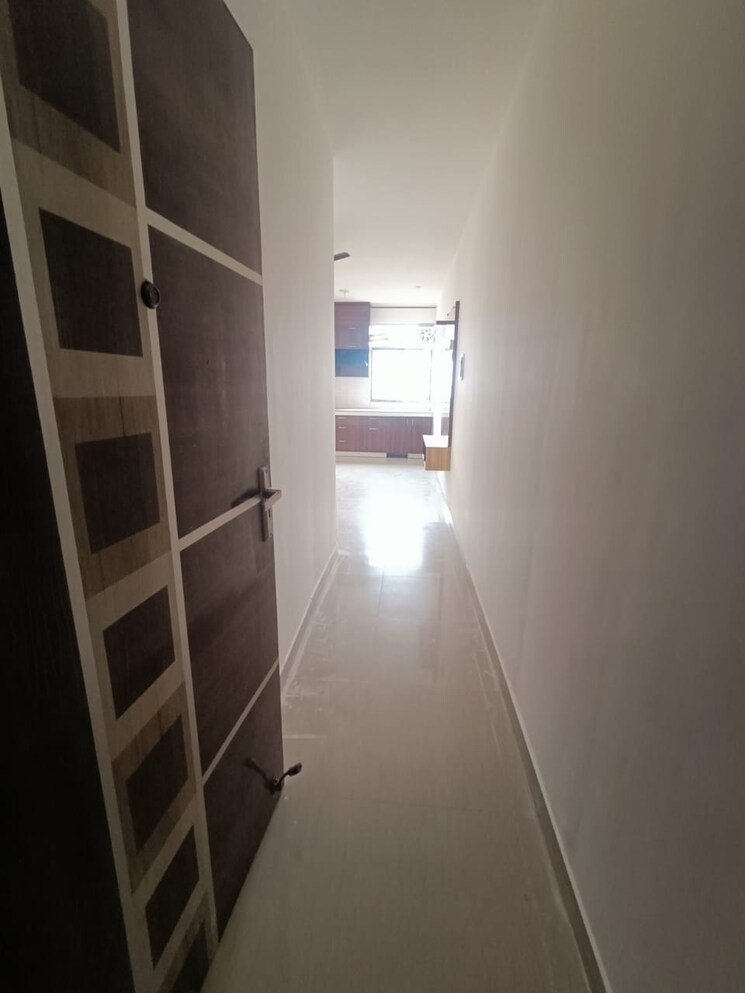 undefined, tulip-white 3 Bedroom 1326 Sq.Ft. Apartment In Sector 69 Gurgaon 9053673