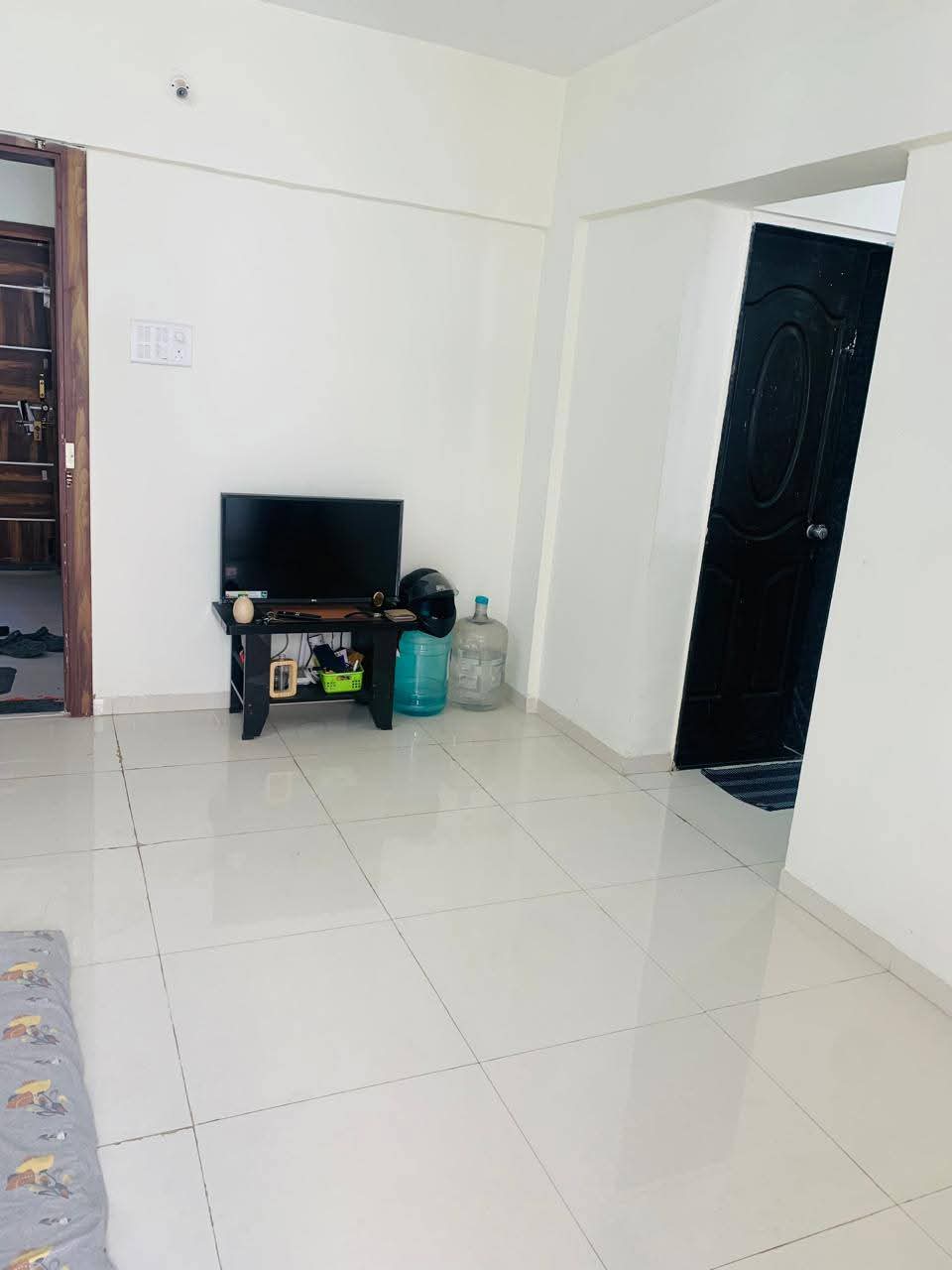 2 BHK 800 Sq.Ft. Apartment in Mohannagar CHS