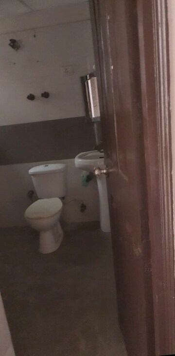 Bathroom in 3 BHK Apartment at Keltech Golf Vista, Dundahera – for Rent