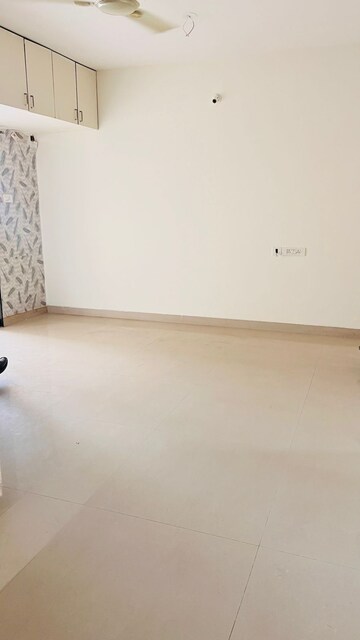 Room in 2 BHK Apartment at Amit 9 Green Park, Parvati Paytha – for Rent