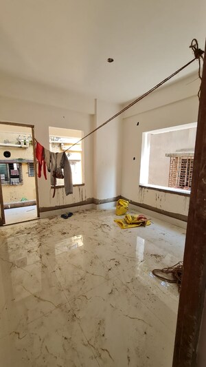 Room in 2 BHK Apartment at Jessore Road – for Sale