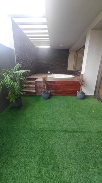 Parking in 5 BHK Builder Floor at Sushant Lok I – for Rent