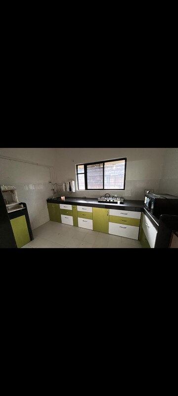 Team Area in 2 BHK Apartment at Aundh – for Rent