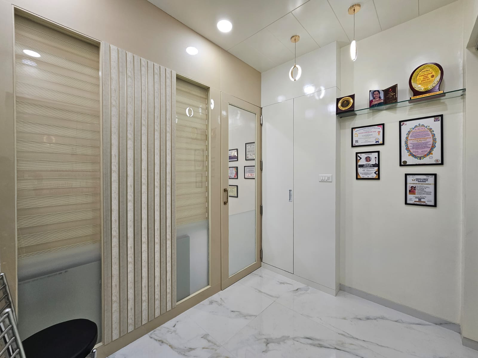 Office Space For Sale in Mahesh Society