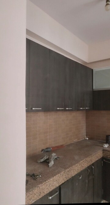 Furnished Amenities in 3 BHK Apartment at Keltech Golf Vista, Dundahera – for Rent