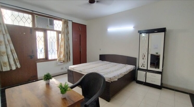 Living Room, ardee-city 4 Bedroom 300 Sq.Yd. Builder Floor In Sector 52 Gurgaon 9053745