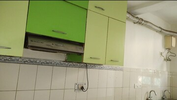 Furnished Amenities in 4 BHK Builder Floor at Ardee City, Sector 52 – for Rent