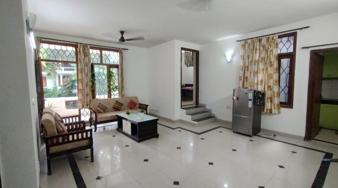 4 BHK Builder Floor For Rent in Ardee City