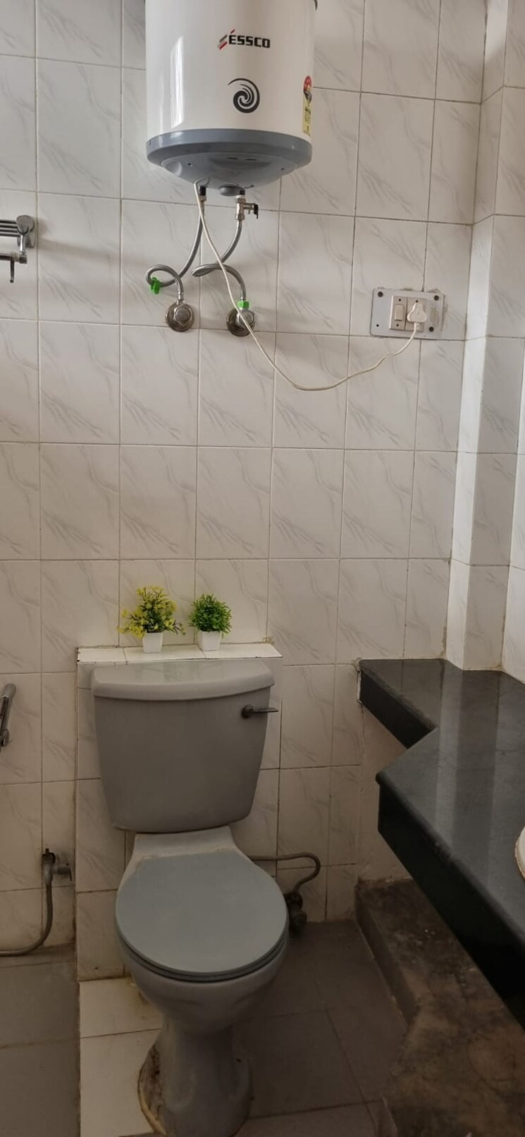 Bathroom, ardee-city 4 Bedroom 300 Sq.Yd. Builder Floor In Sector 52 Gurgaon 9053745