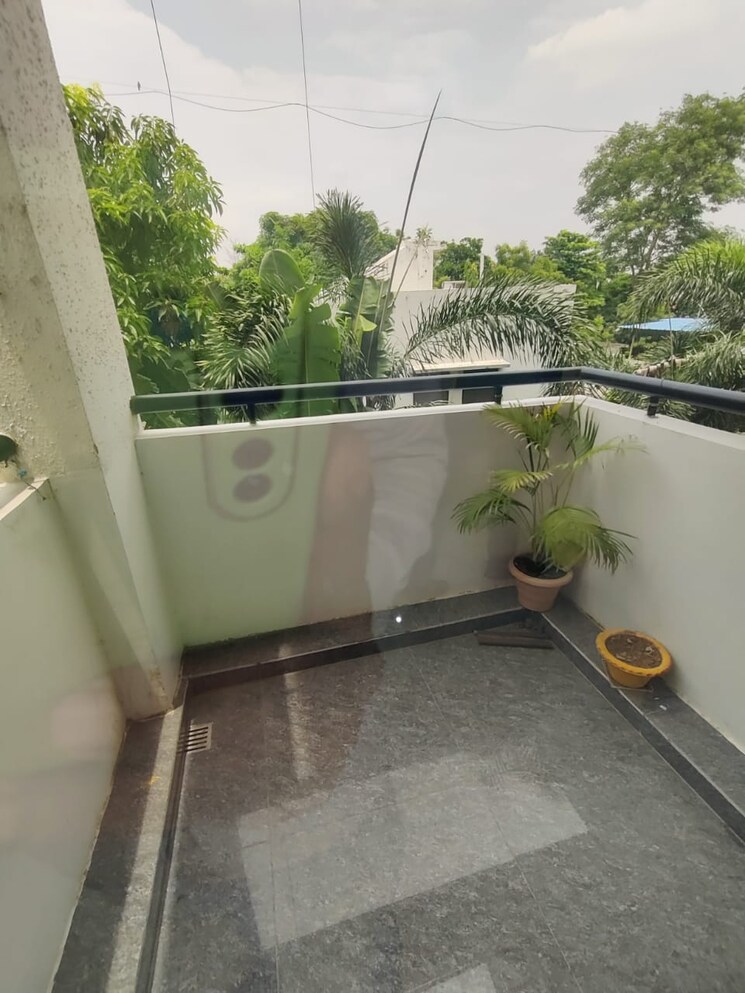 Balcony, besa pipla rd 2 Bedroom 1400 Sq.Ft. Apartment In Besa Pipla rd Nagpur 9053664