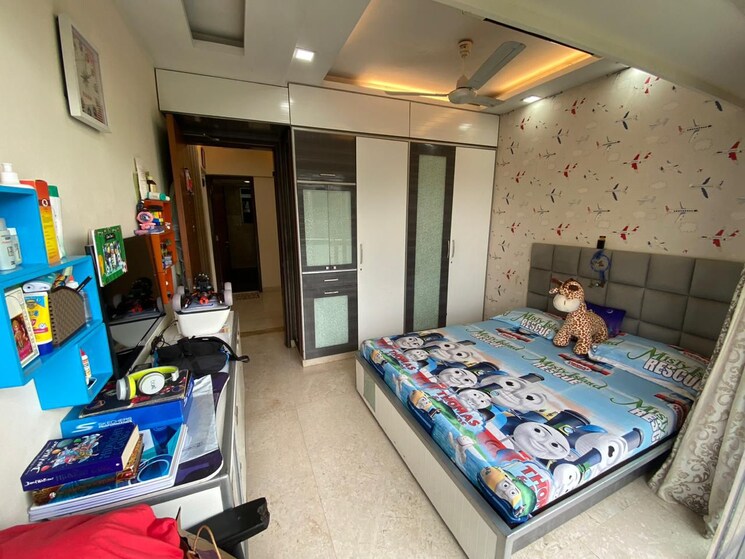 Bedroom, uday-bhanu 3 Bedroom 1500 Sq.Ft. Apartment In Santacruz West Mumbai 9053777