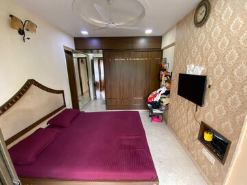 Furnished Amenities in 3 BHK Apartment at Uday Bhanu, Santacruz West – for Rent