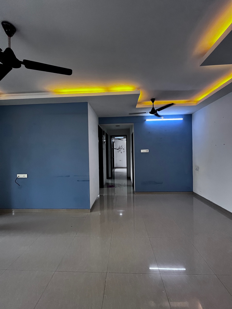 2 BHK + Pooja Room Apartment For Rent in Hyde Park CHS