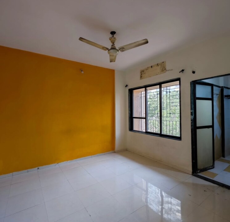 Room, vasant vihar 2 Bedroom 700 Sq.Ft. Apartment In Vasant Vihar Thane 9053811