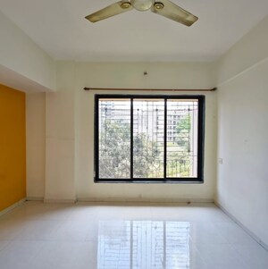 Room in 2 BHK Apartment at Vasant Vihar – for Sale