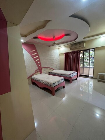 Bedroom in 3 BHK Apartment at Santacruz West – for Sale