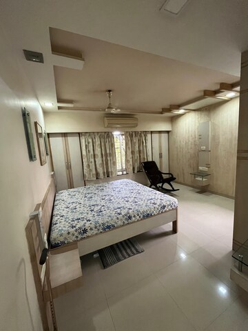 Bedroom in 3 BHK Apartment at Santacruz West – for Sale