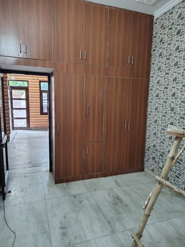 Room in 3 BHK Builder Floor at Dhakoli – for Sale