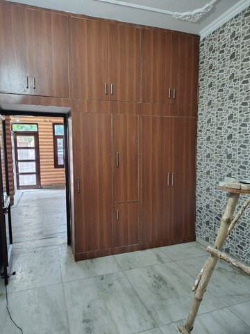 Room in 3 BHK Builder Floor at Dhakoli – for Sale