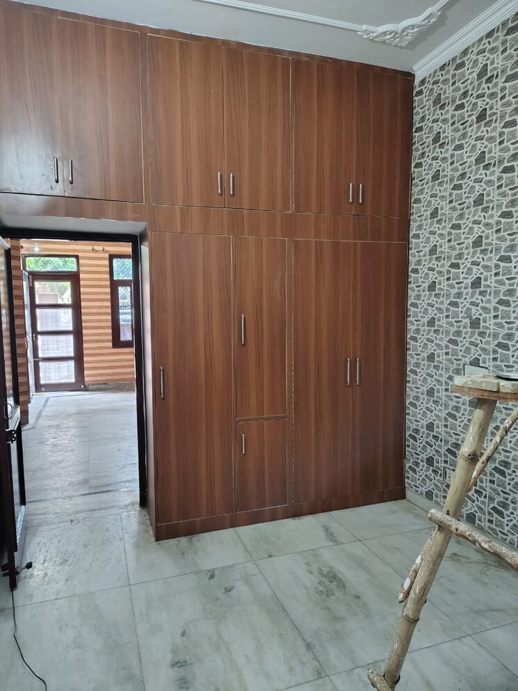 Room, dhakoli 3 Bedroom 900 Sq.Ft. Builder Floor In Dhakoli Zirakpur 9053877
