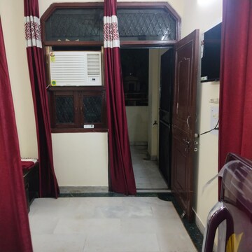 Bathroom in 1 BHK Builder Floor at Ashok Nagar – for Rent